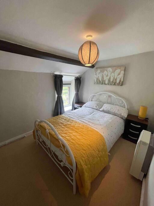 Yew Tree Cottage, 3 Bedroom, 4 Church Row Defynnog Devynock Eksteriør billede