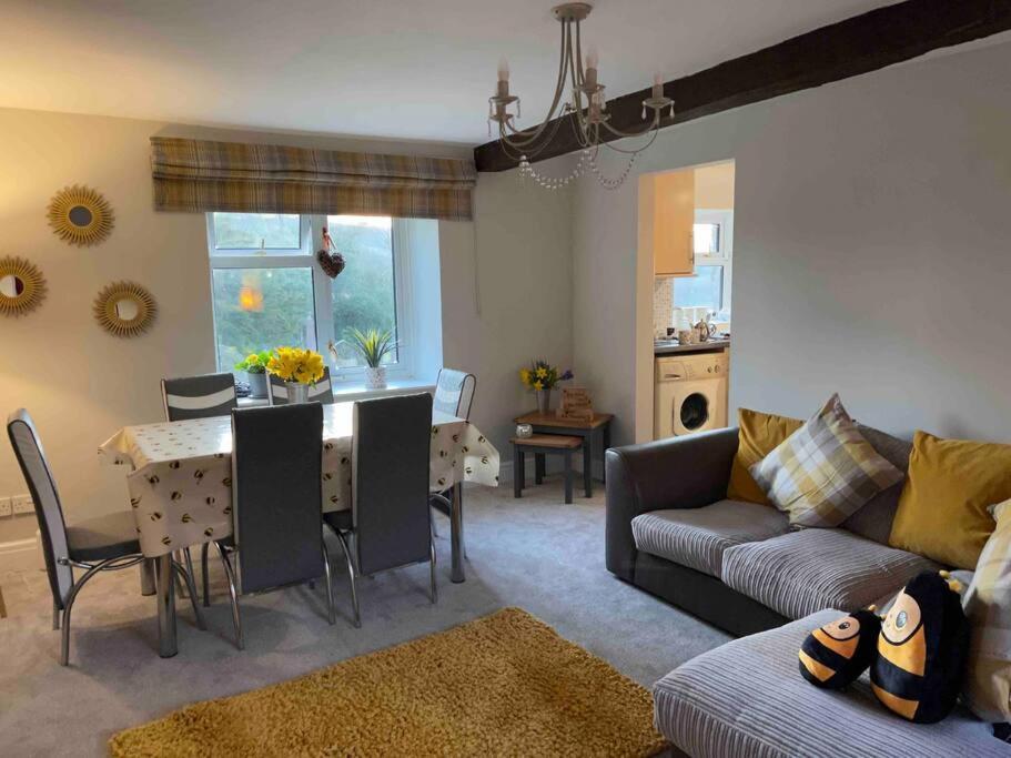 Yew Tree Cottage, 3 Bedroom, 4 Church Row Defynnog Devynock Eksteriør billede