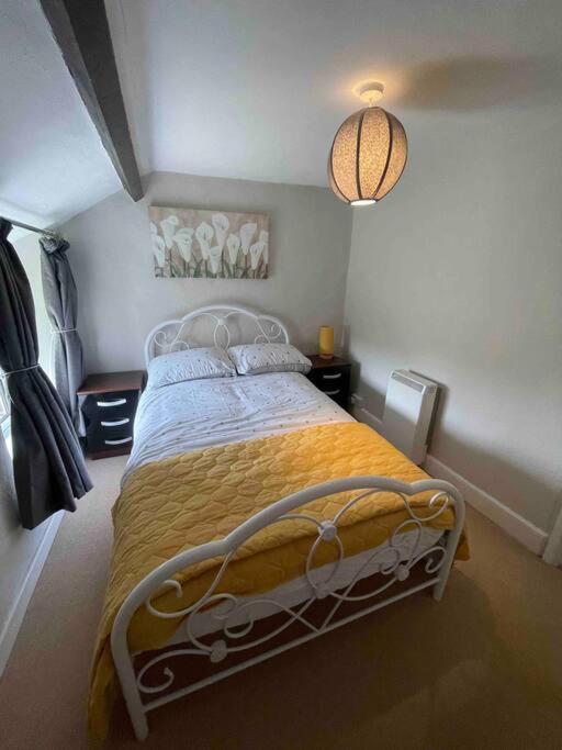 Yew Tree Cottage, 3 Bedroom, 4 Church Row Defynnog Devynock Eksteriør billede