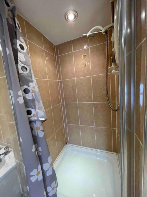 Yew Tree Cottage, 3 Bedroom, 4 Church Row Defynnog Devynock Eksteriør billede